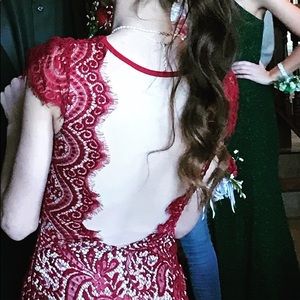 WINDSOR PROM DRESS RED LACE